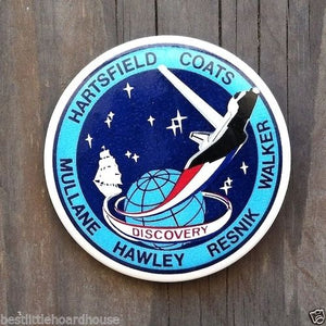 NASA SPACE SHUTTLE Discovery Pinback Pin 1984